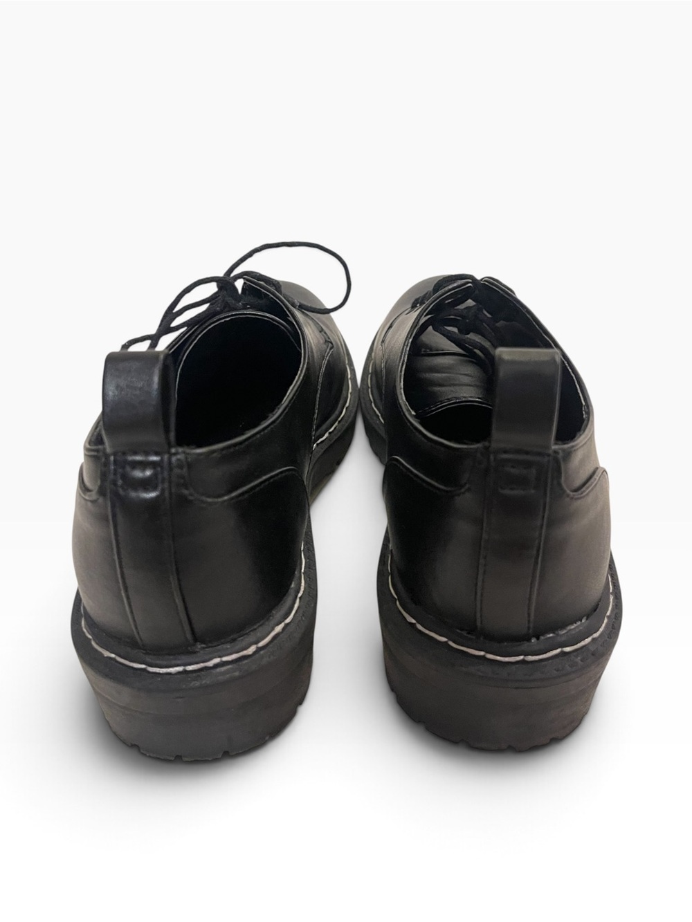 Torrid Black Faux Leather Chunky Lace Up Oxford Shoes - Picture 5 of 6